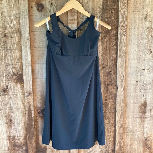 Columbia PFG Armadale Halter Top Dress- UPF40- black - Picture 2 of 11
